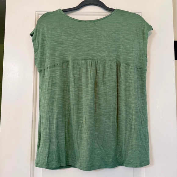 Maison & Belle Lalani Floral Embroidered Knit Green Blouse Size Medium Boho - Picture 4 of 9